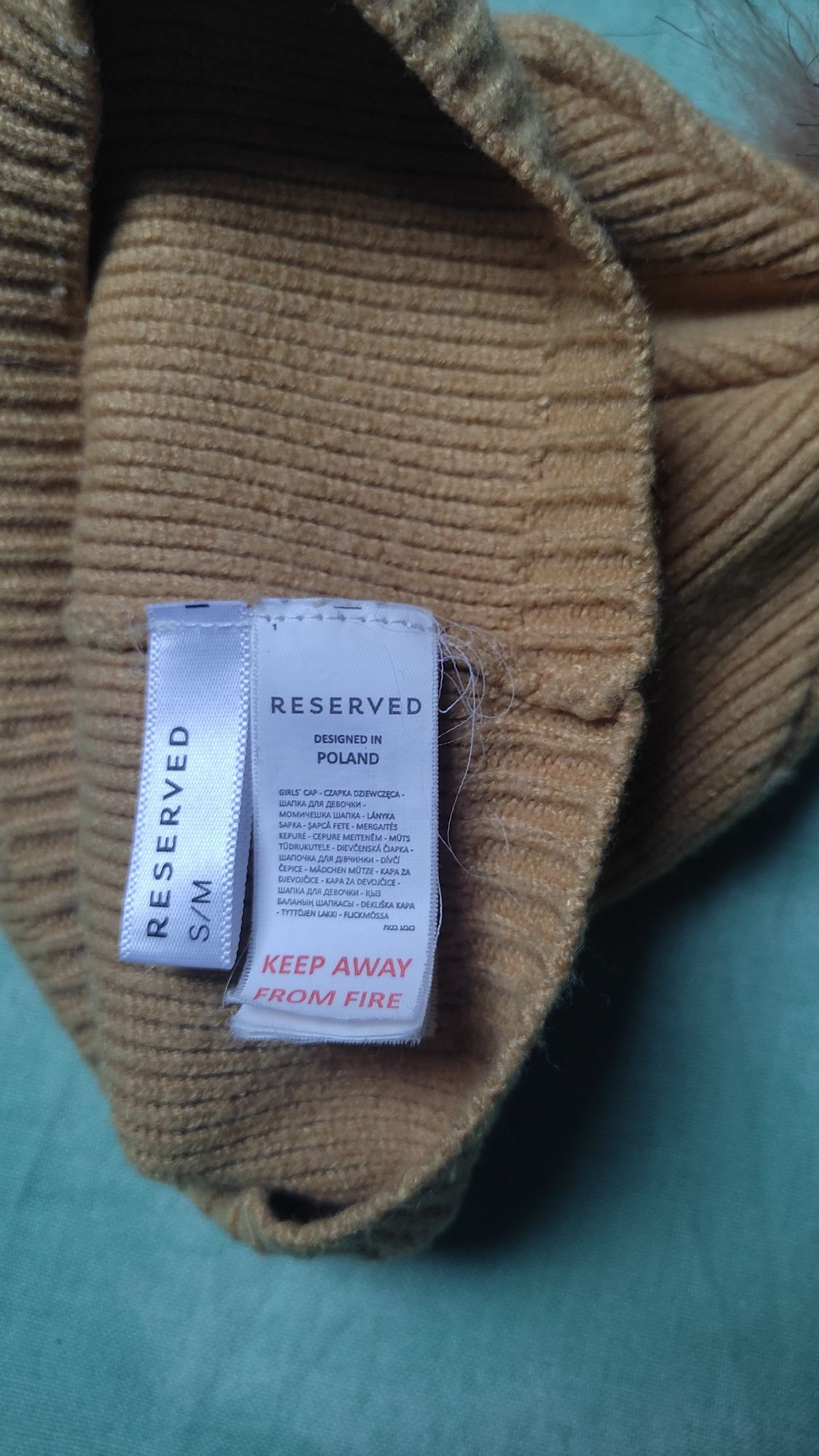 Czapka Reserved..