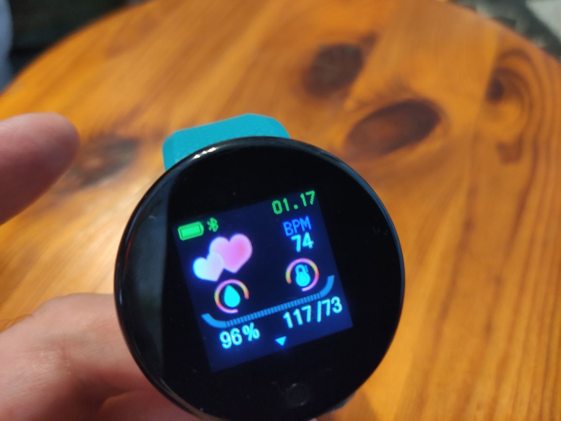 Zegarek inteligentny smartwatch z pulsometrem