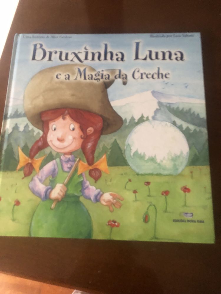 Livro “ Bruxinha Luna e a Magia da Creche”