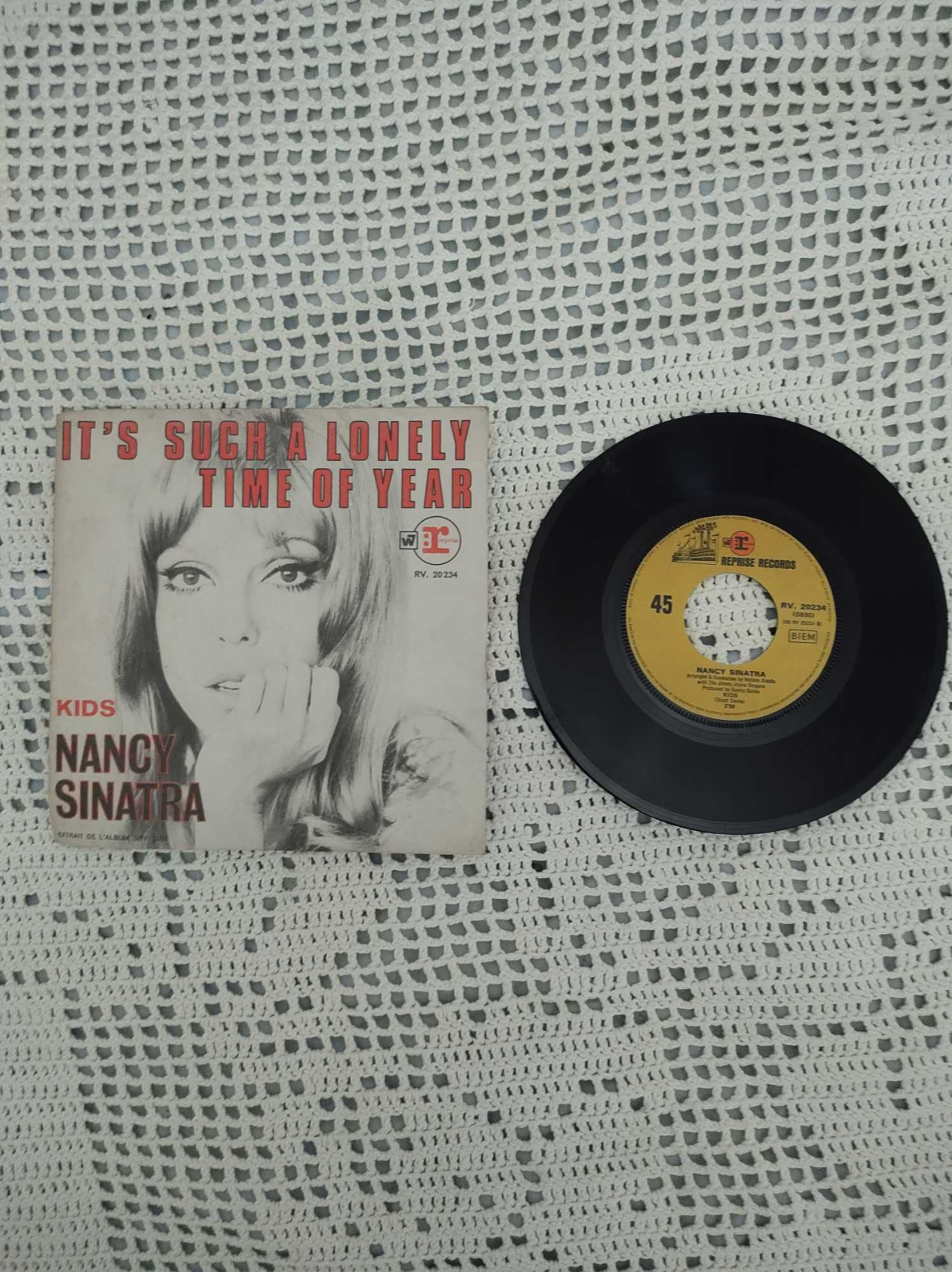 Nancy Sinatra "It's such a lonely time of the year"
