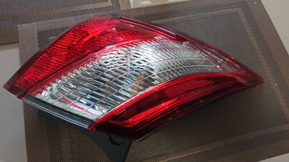 Nissan Qashqai j10 лівий правий фонар 2010-2014 новий