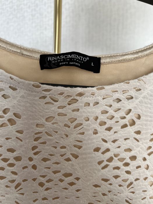 Koronkowa sukienka szyta we Włoszech