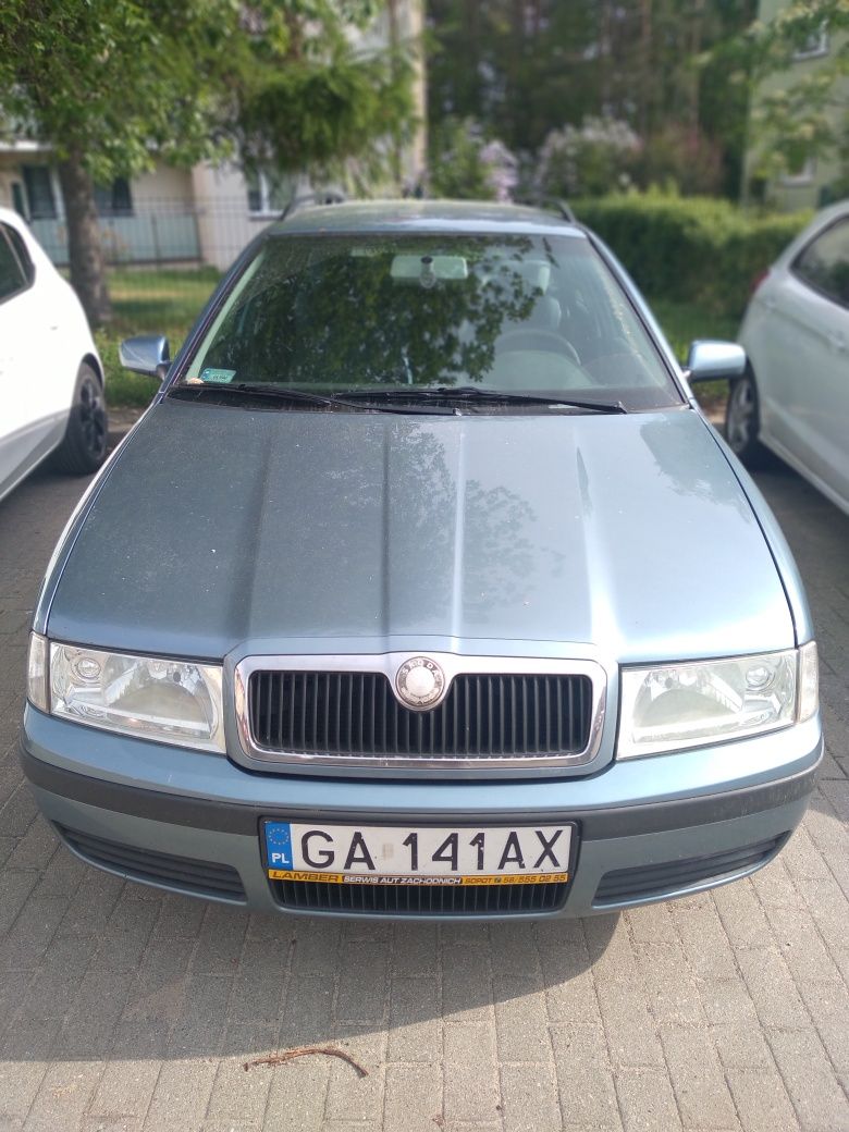 Skoda Octavia 1 1.6 benzyna