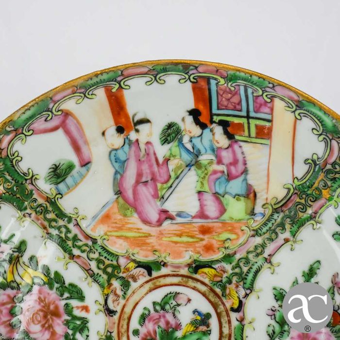 Prato em Porcelana da China decoração Mandarim, séc. XIX