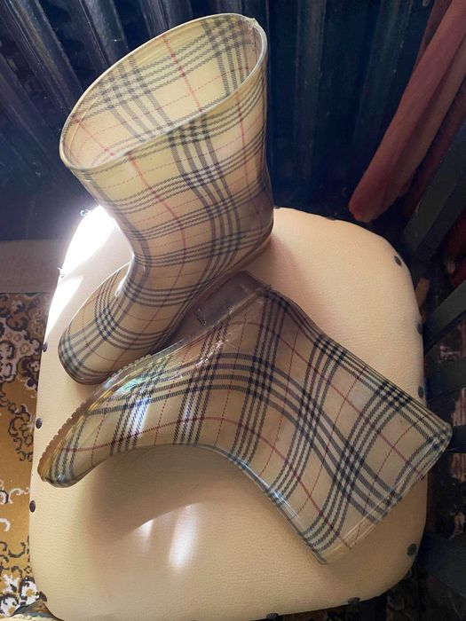 Сабо,кроссовки,мокасины,босоножки,туфли,дождевые сапоги женские б/у