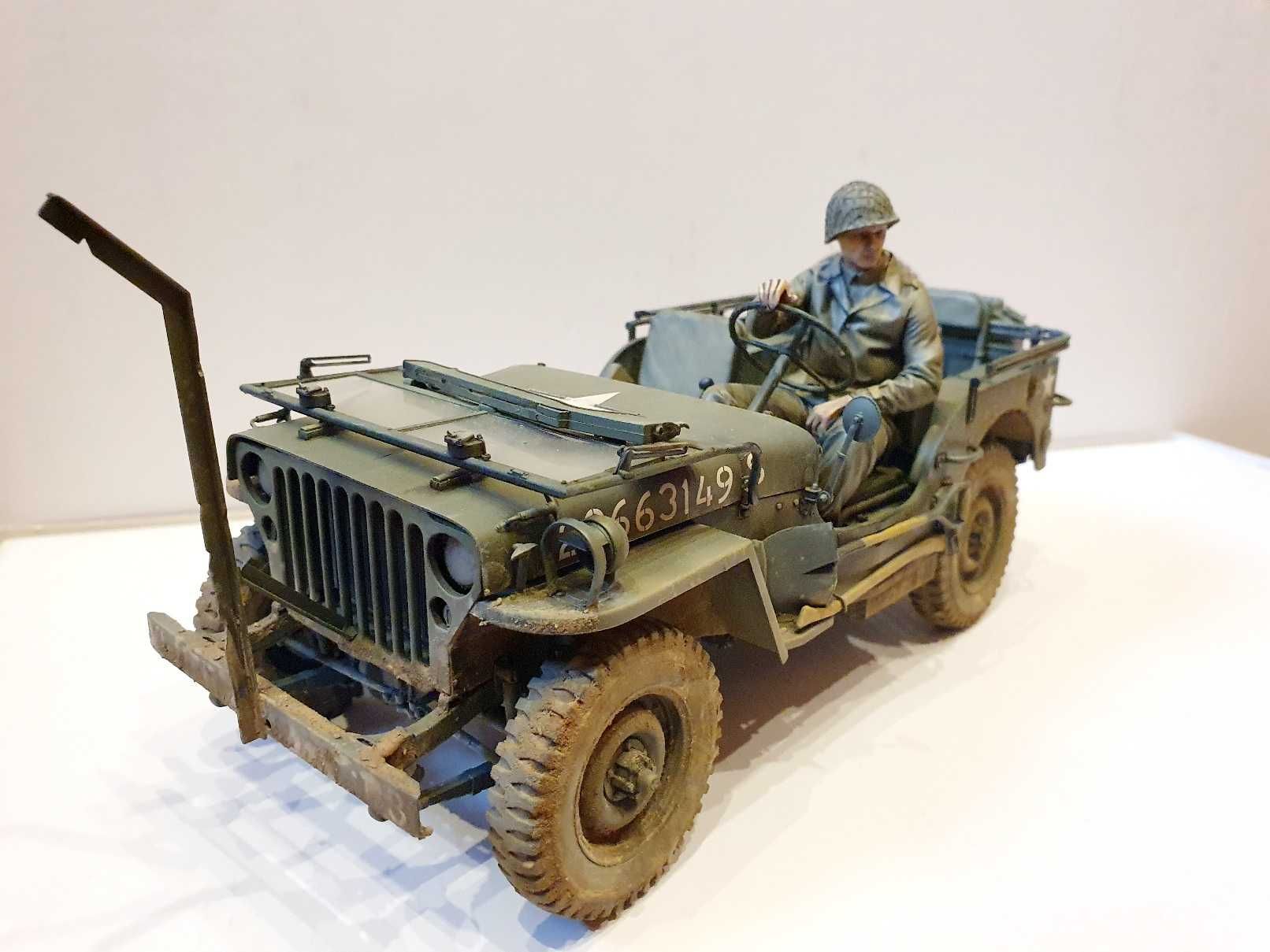 Gotowy model Jeep Willys 1:16 Takom