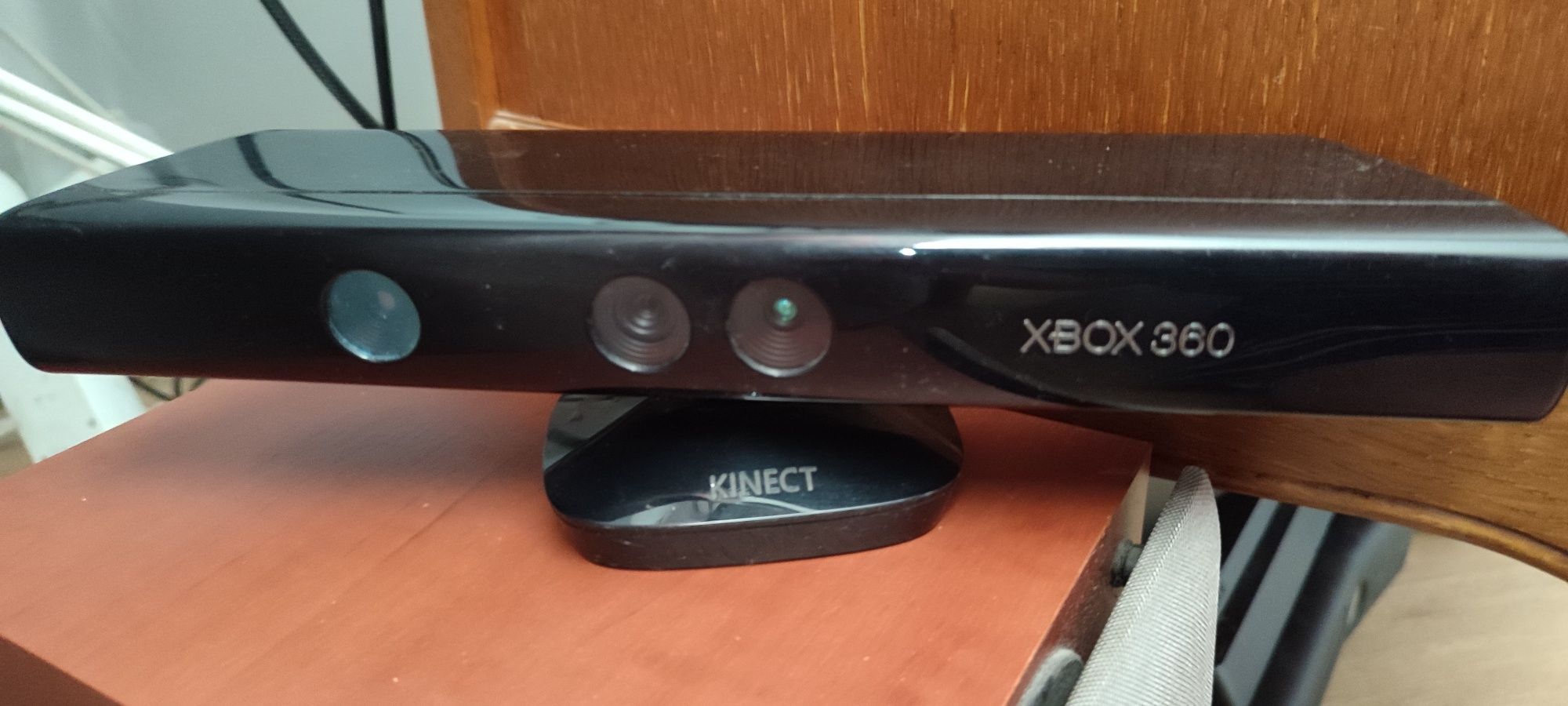 Zestaw Xbox 360 Kinect + bonus