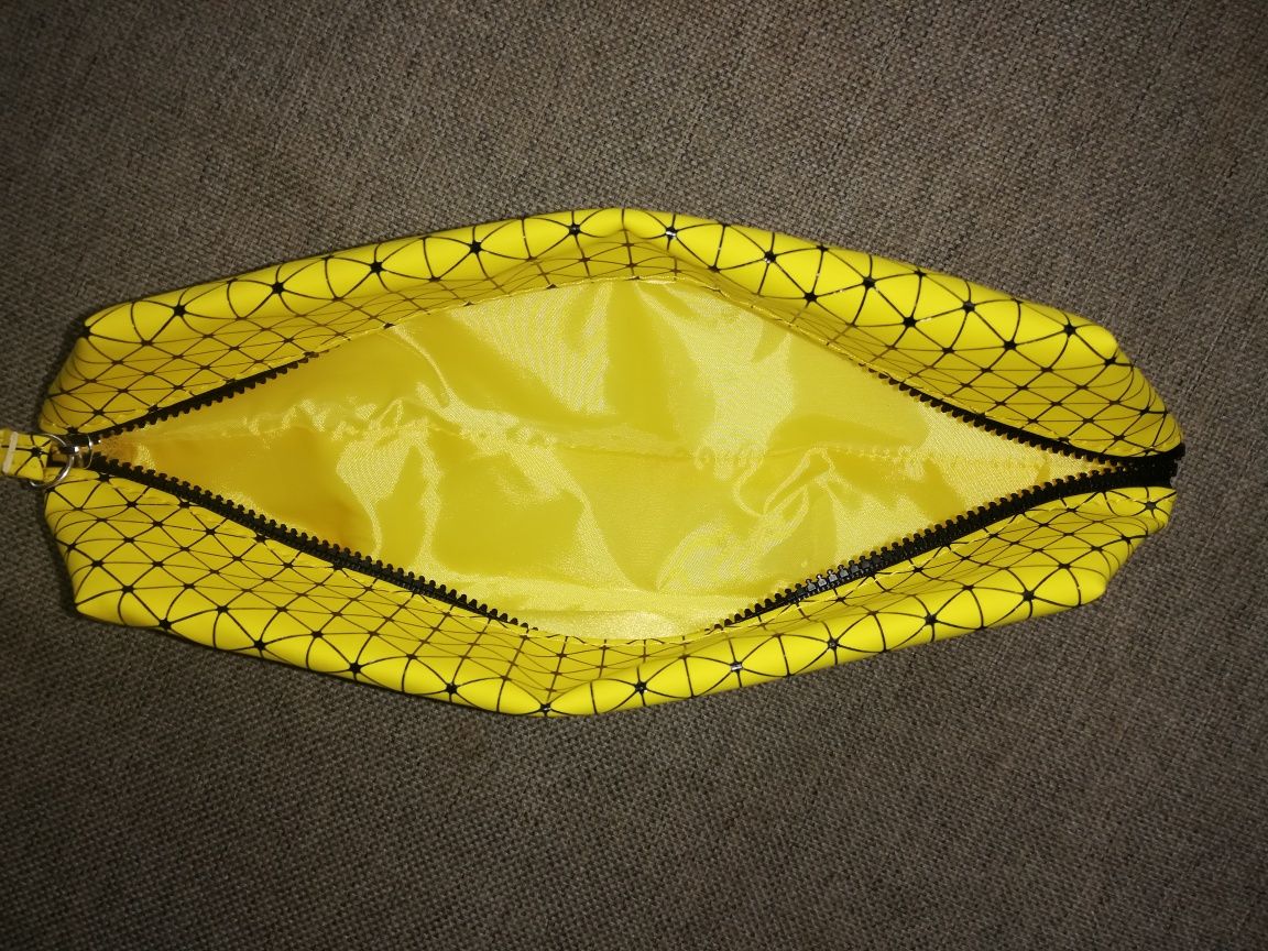 Diego dalla Palma żółta kosmetyczka 20 × 10 × 9 cm