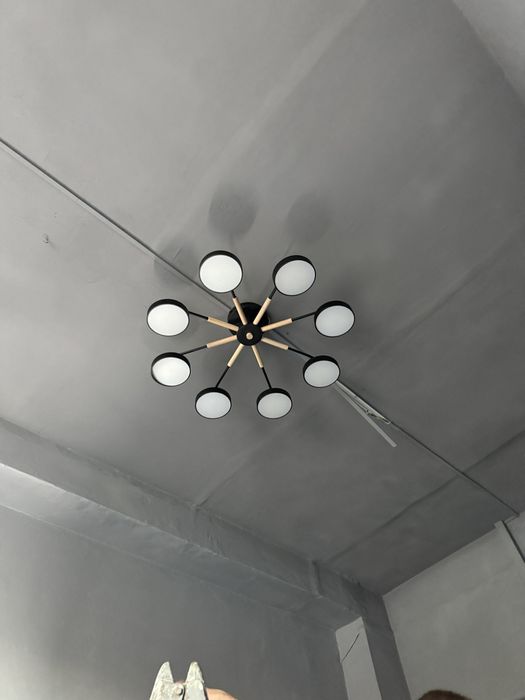 Люстра з пультом керування світло тепле/холодне