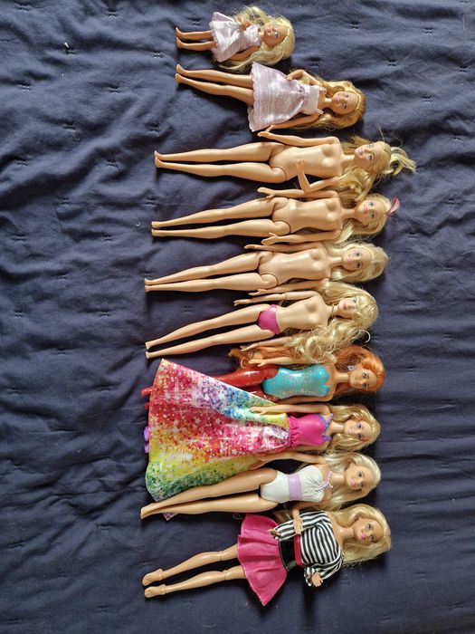 Lalki barbie, bobasy