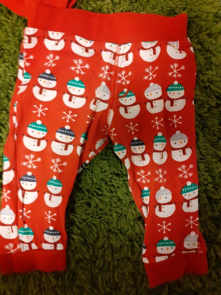 Mikołajkowy świąteczny zestaw bluza+spodnie+czapeczka r.74 cm