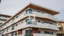Apartamento T3Novo com 2 lugares de garagem em Ramalde
