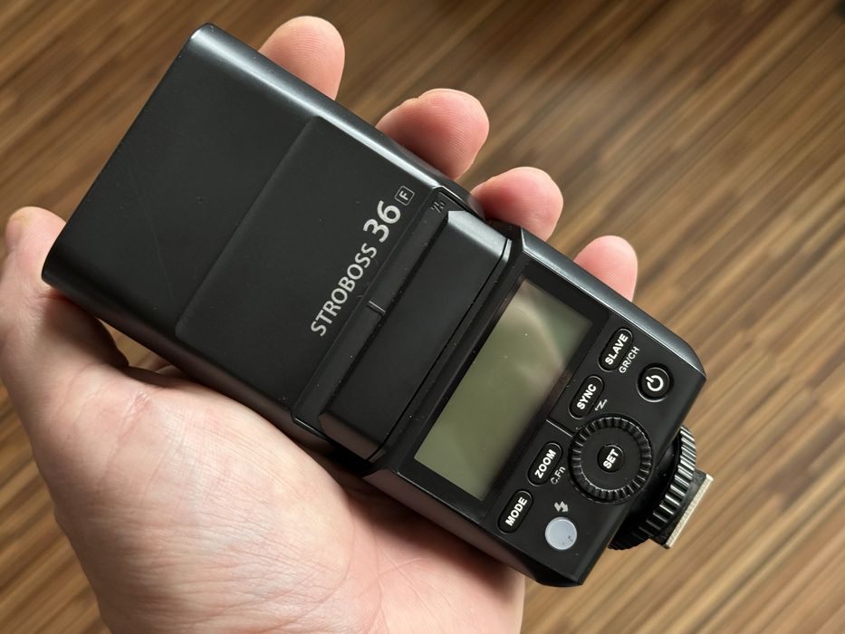 FujiFilm X-T3 + Viltrox 33 f1.4 + Viltrox 23 f1.4 + Fringer Pro II EF