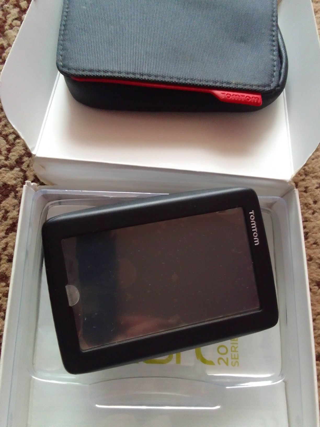 Dekoder DVB-T2  i nawigacja Tomtom po 50