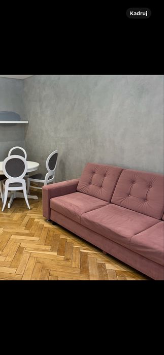 Kanapa rozkładana welurowa