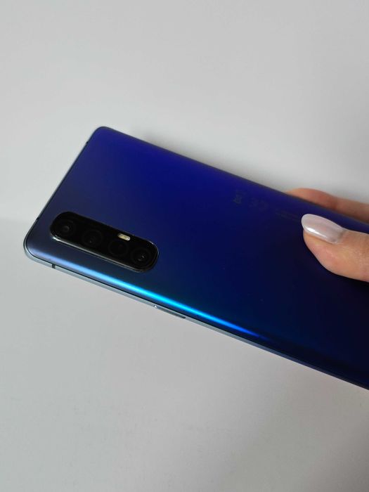 Telefon Oppo Reno 3 Pro używany, w bardzo dobrym stanie