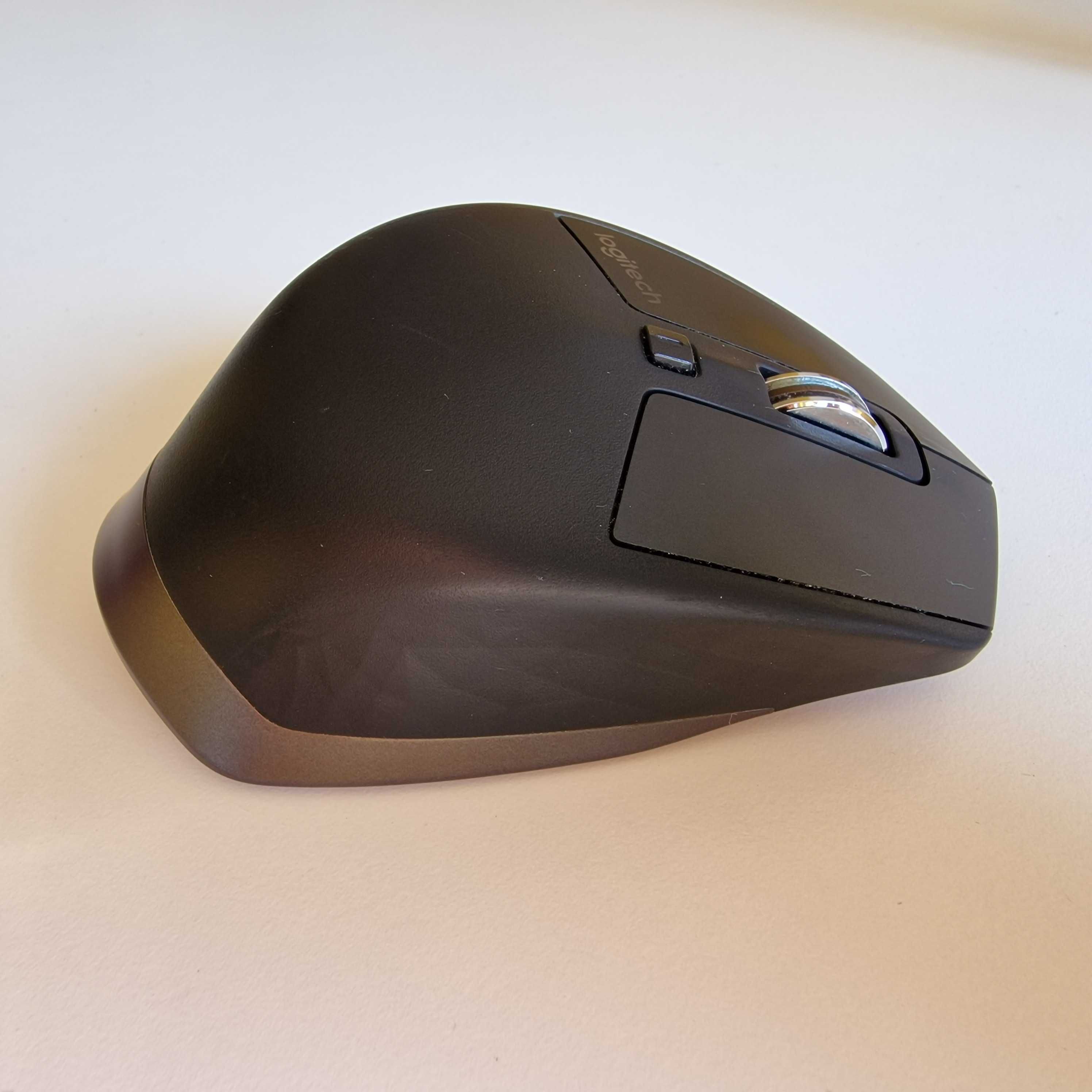 Mysz Logitech MX Master, odbiornik USB, ładowarka i kabel 100% sprawna