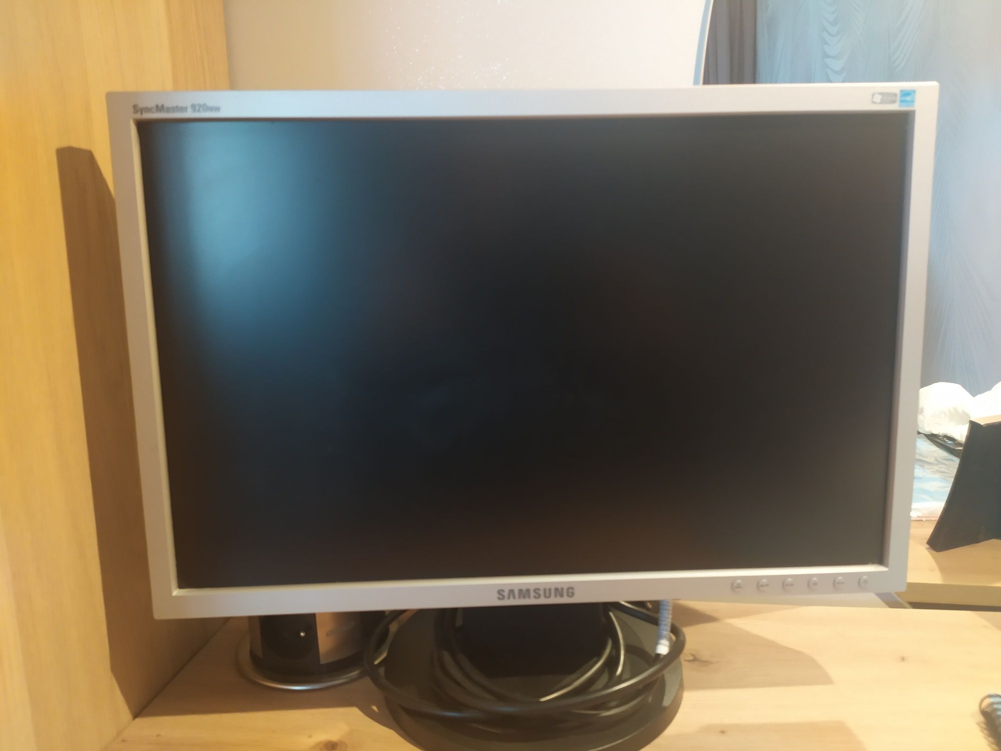 Monitor komputerowy Samsung 920NW