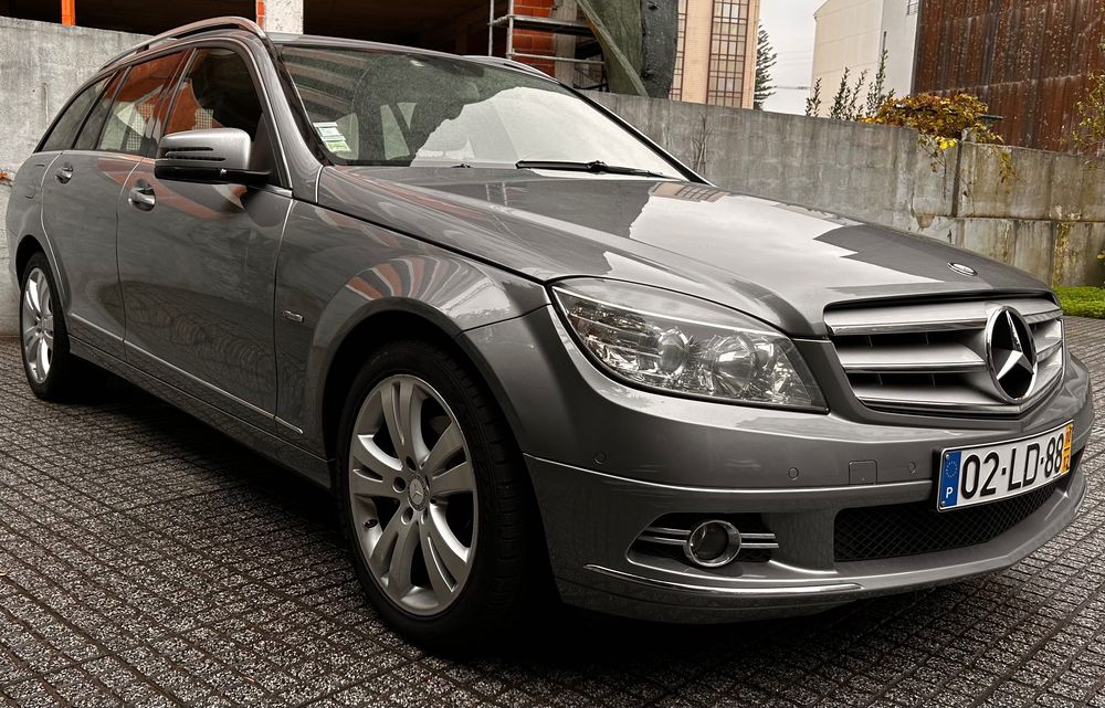 Mercedes-Benz C220 Avanguarde BlueEfficiency Automático