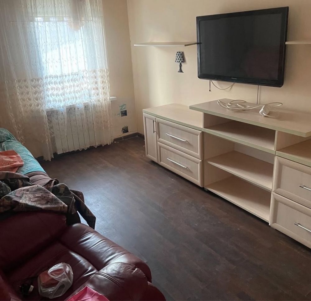 Оренда частини будинку в центрі міста