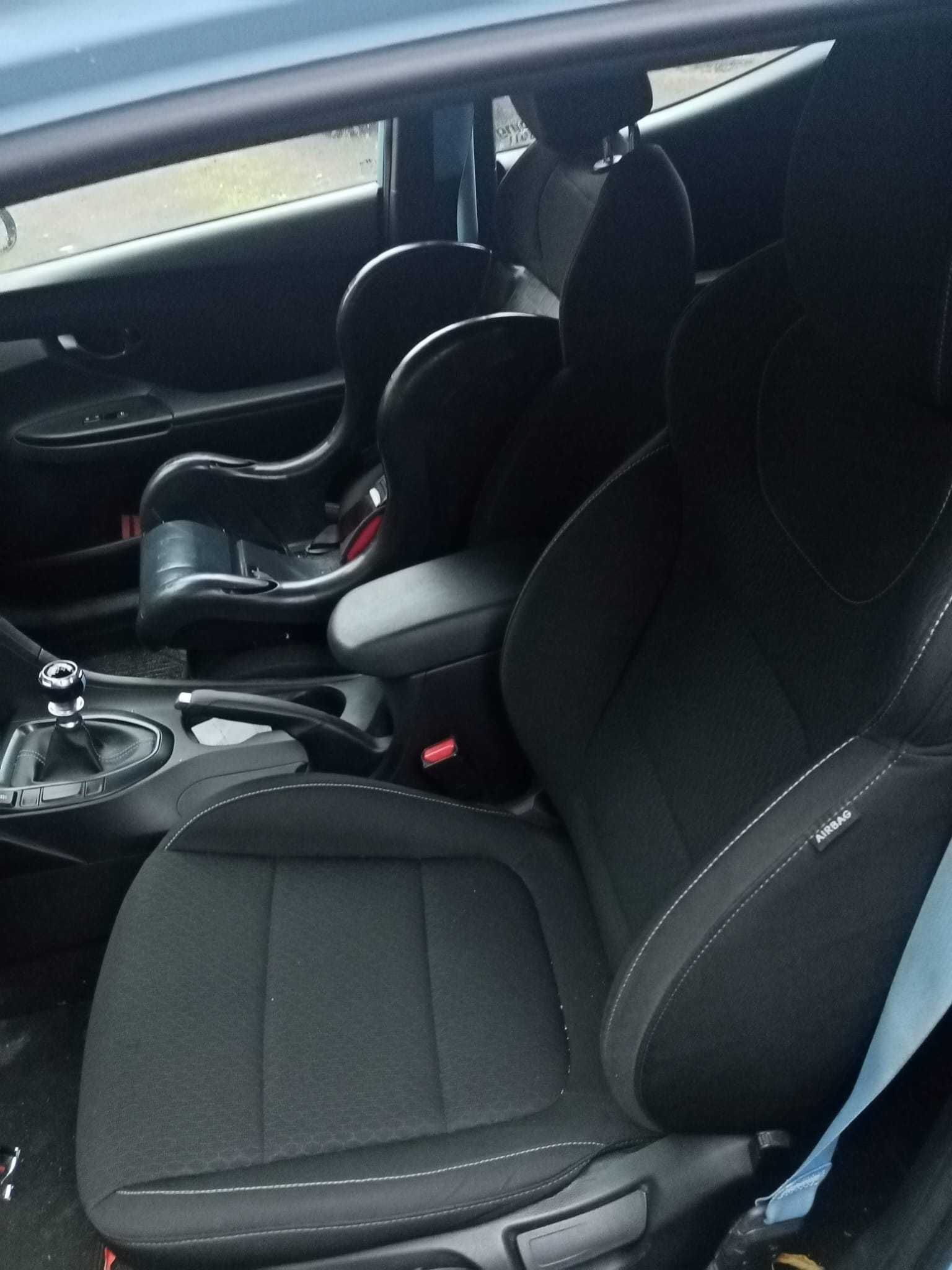 Sprzedam Hyundai Veloster Performers