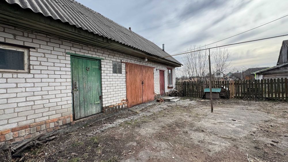 Будинок на 87 кв. метрів передмістя Житомира