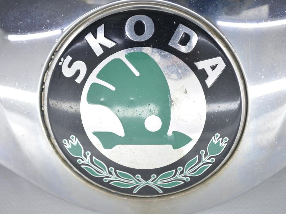 Капот SKODA YETI 2009-2013 5L0823031