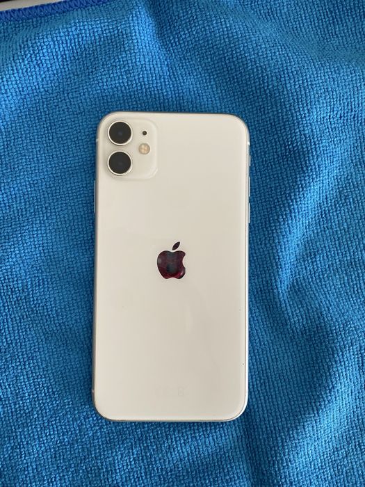 Iphone 11 white , на запчасти , заблокирован