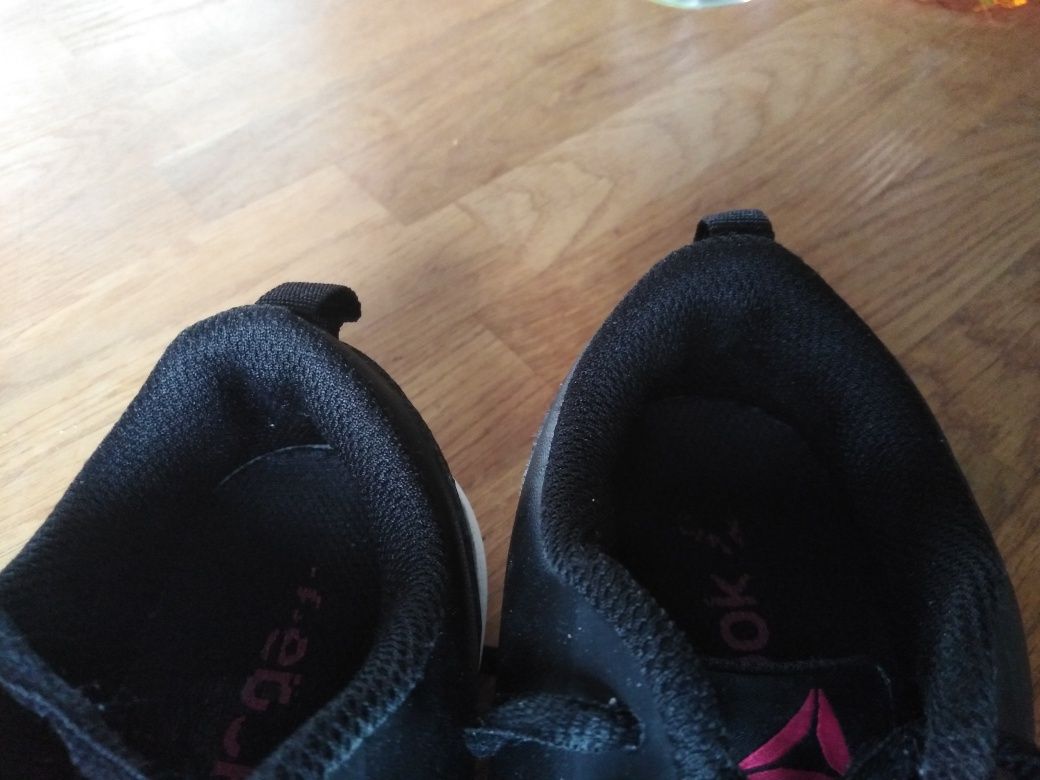 Buty dziecięce Reebok rozm. 31
