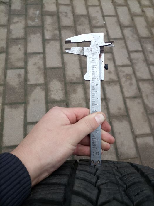 Продам гуму Debica Frigo hp2 205/55 R16 91H