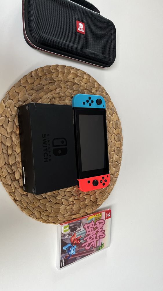 Nintendo Switch nie używane + gra gang beats, 128gb dodatkowego miejsc