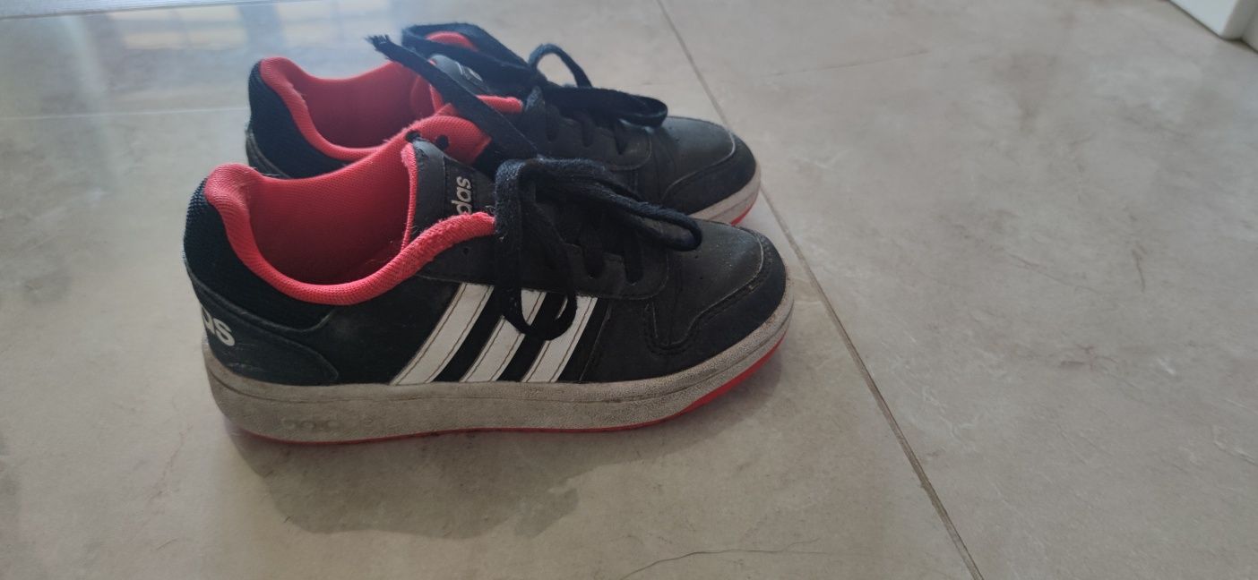 Adidas Hoops półbuty tenisówki rozmiar 32