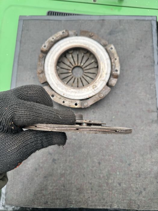 Щеплення корзина маховик зчеплення ваз жигули класика 2101 2103 2107