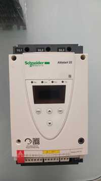 Пристрій плавного пуску та гальмування Altistart 22 Scnneider Electric