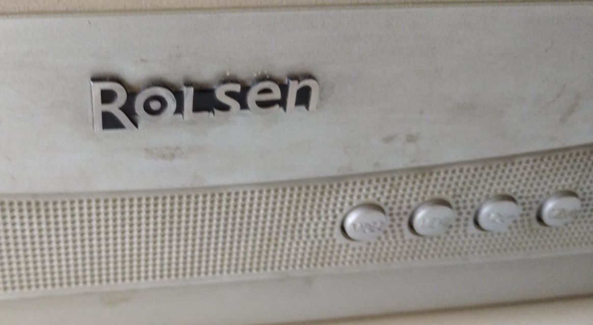 Телевизор Rolsen 52см. Ролсен.