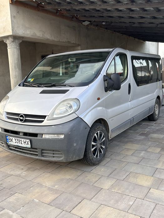 Opel vivaro 2005