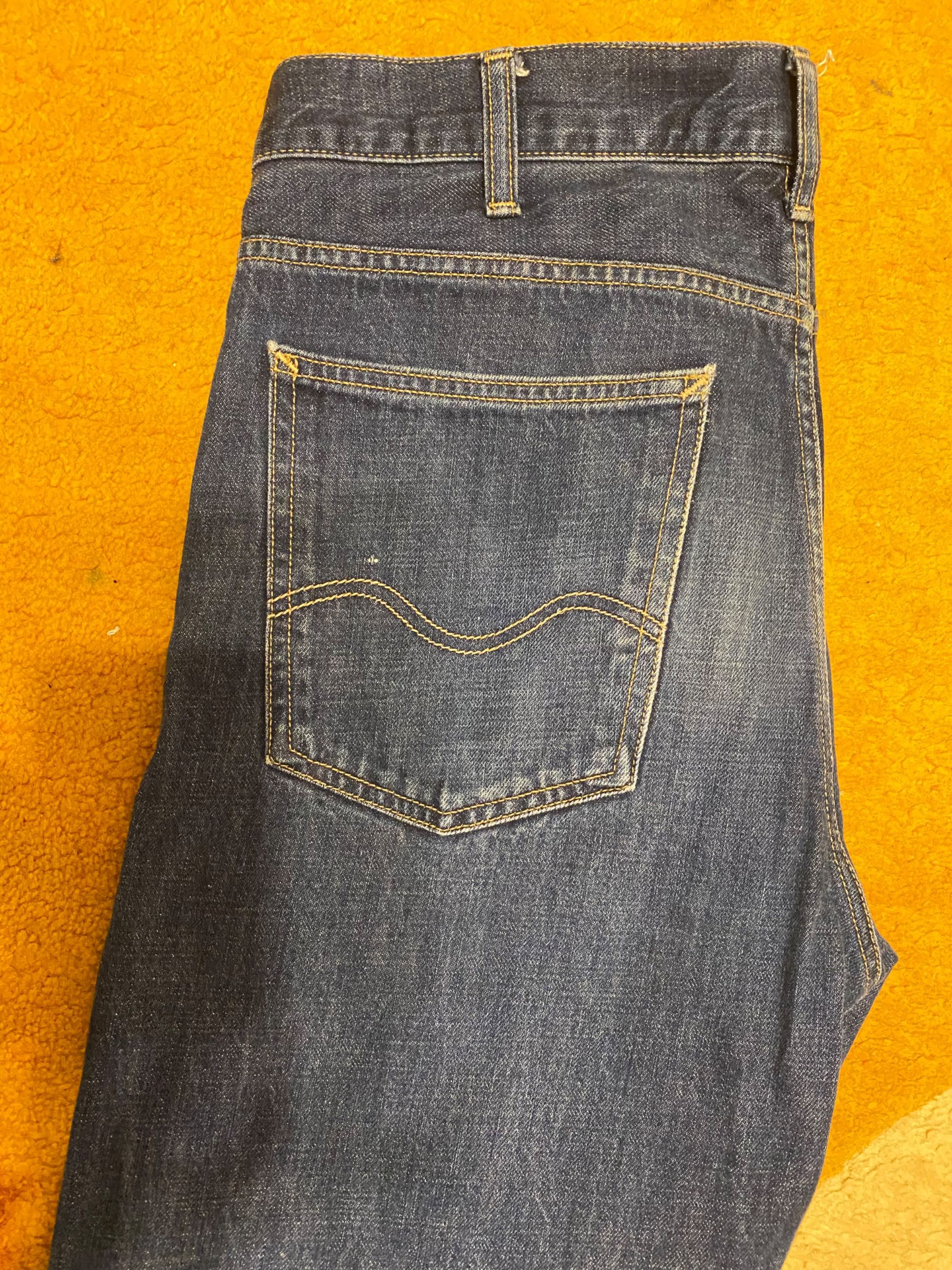 Sprzedam jeansy męskie Carhartt