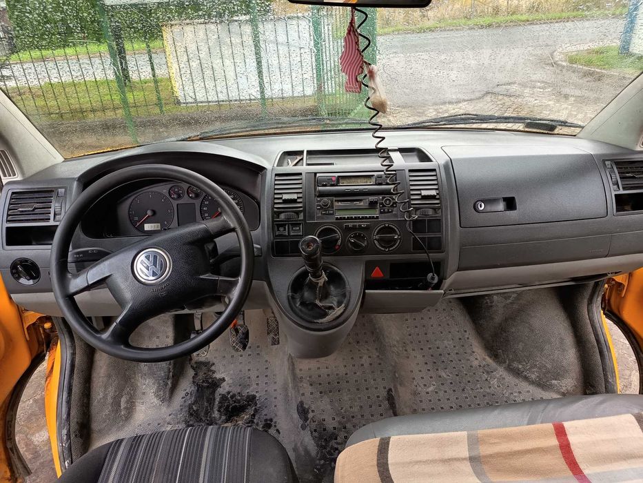 VW Transporter T5 skrzyniowy