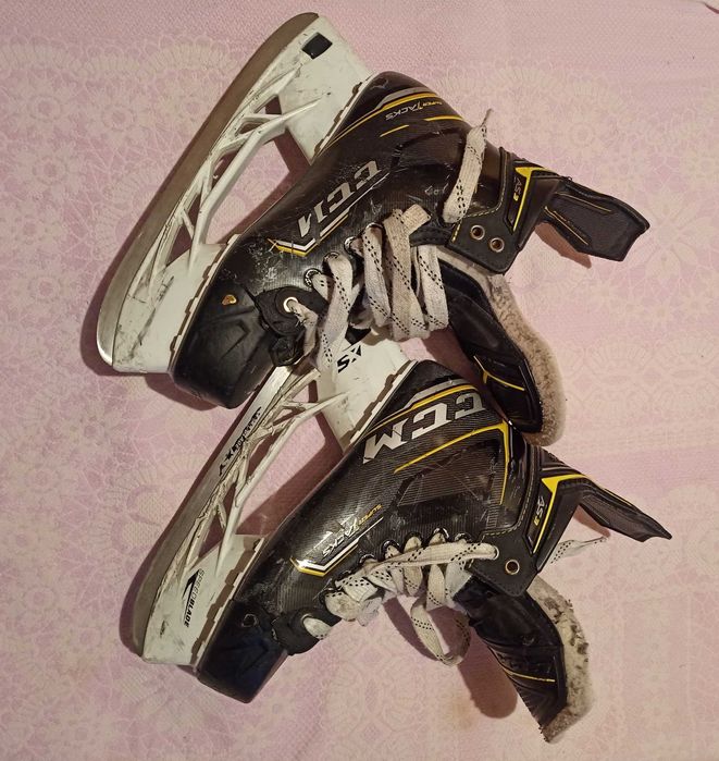Хоккейные коньки CCM Super Tacks AS3 разм. 8
