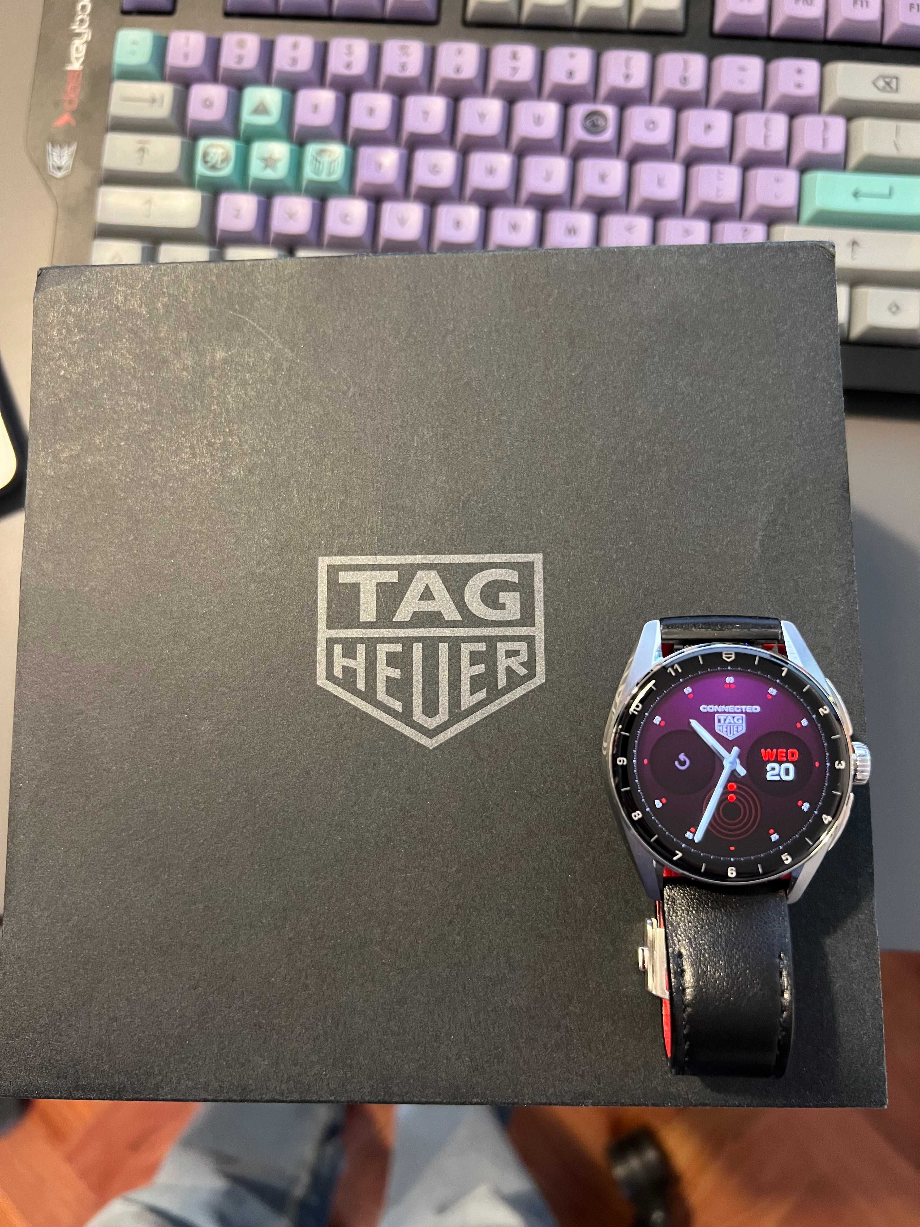 TAG Connected Calibre e4 42" Smartwatch with WearOS 3