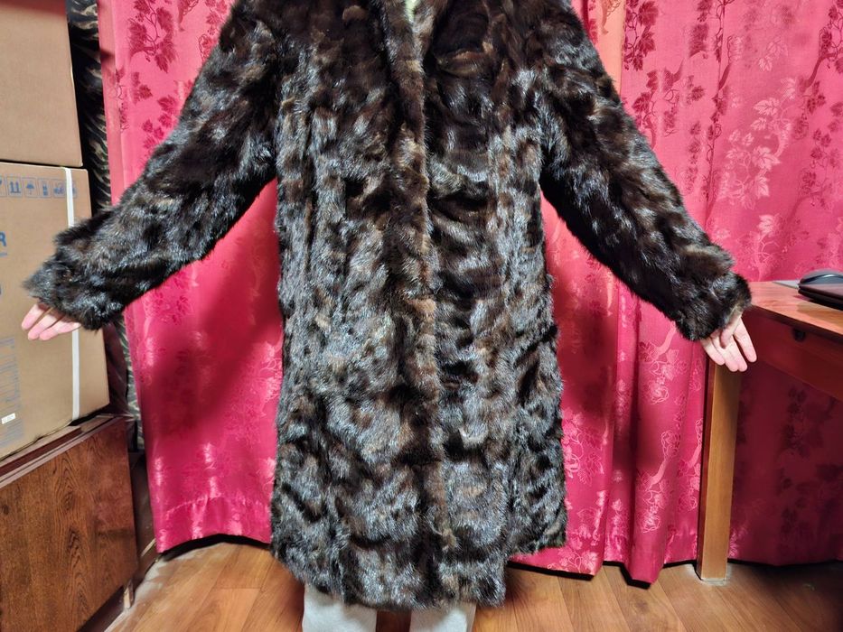 Натуральна я шуба из кусков норки (Греция)