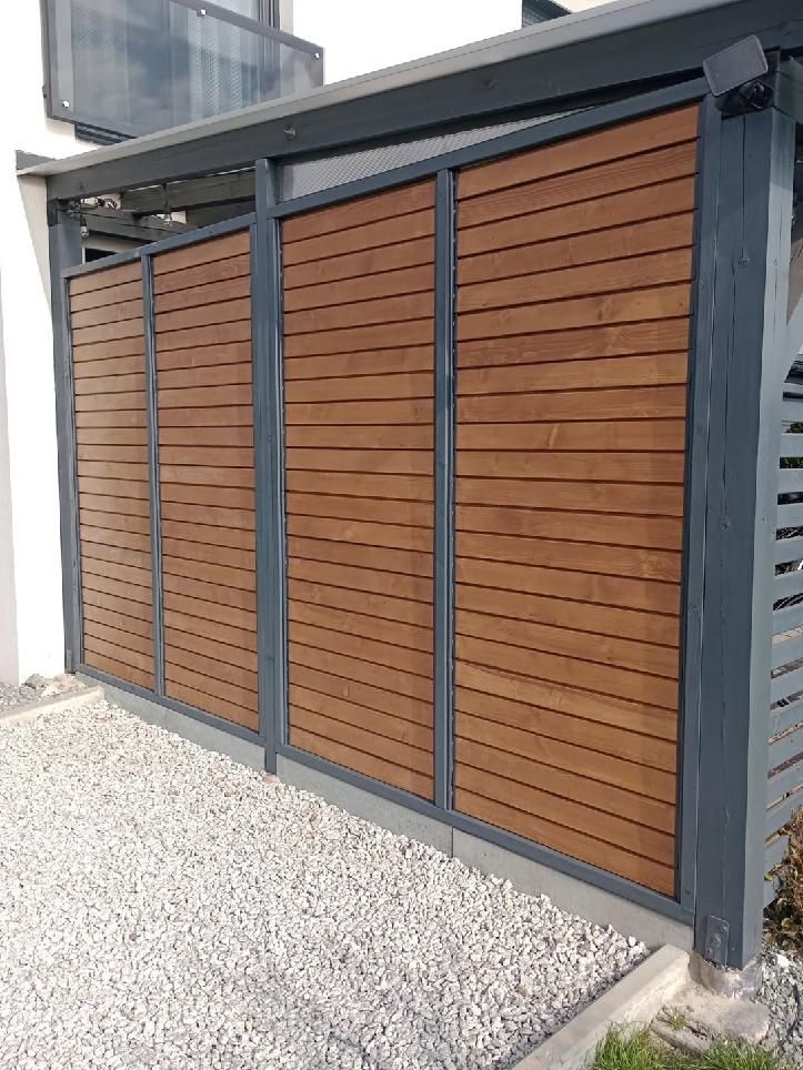 Shutters/Ruchome deseczki