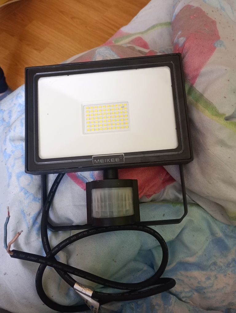 Meikee reflektor LED na zewnątrz 60w