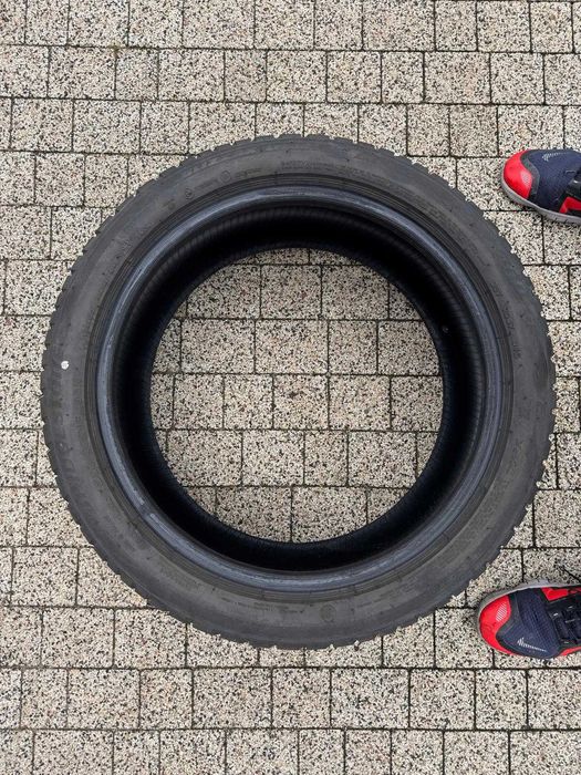 Bridgestone Blizzak LM001 225/45/18 zimowe