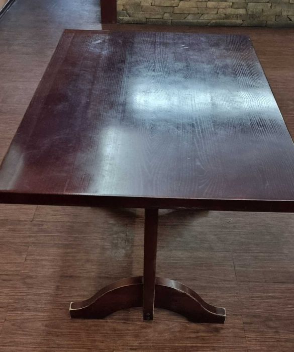 Столи із натурального дерева масив