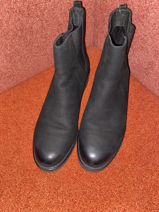 Жіночі ботинки-челсі