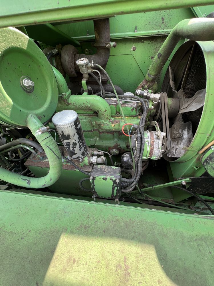 Комбаїн John Deere 1072