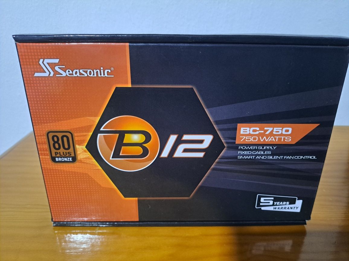 Fonte de Alimentação Seasonic B12 750w