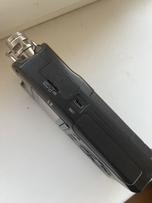 Рекордер/Диктофон Tascam dr 40