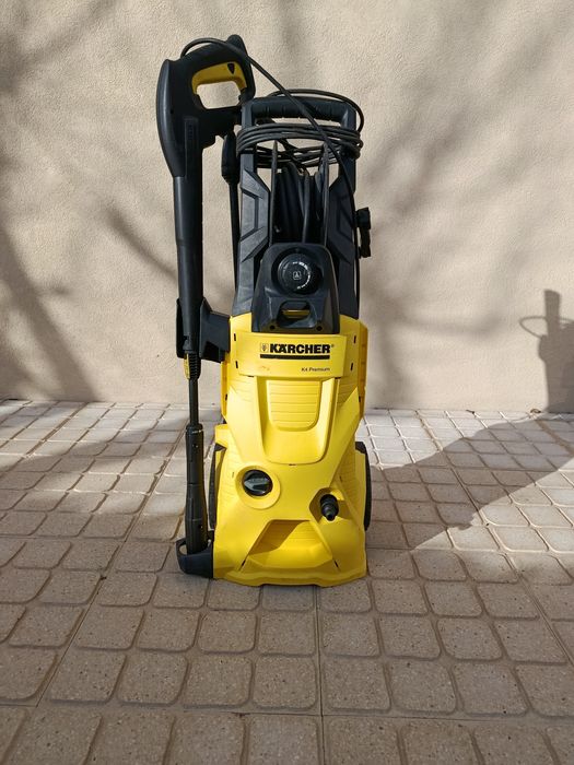 Vendo Máquina Karcher K4 Premium